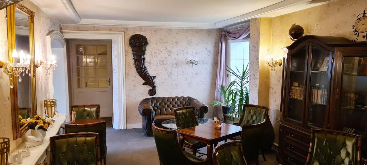 Historisches Hotel Zum Schwan Bad Karlshafen Kültér fotó