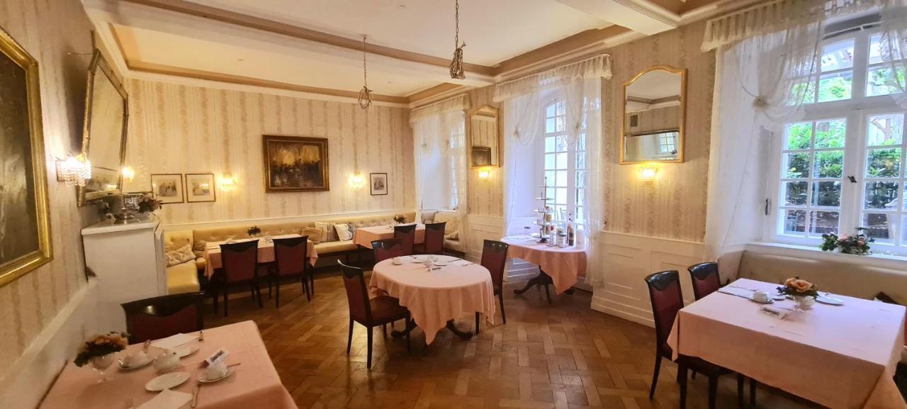 Historisches Hotel Zum Schwan Bad Karlshafen Kültér fotó