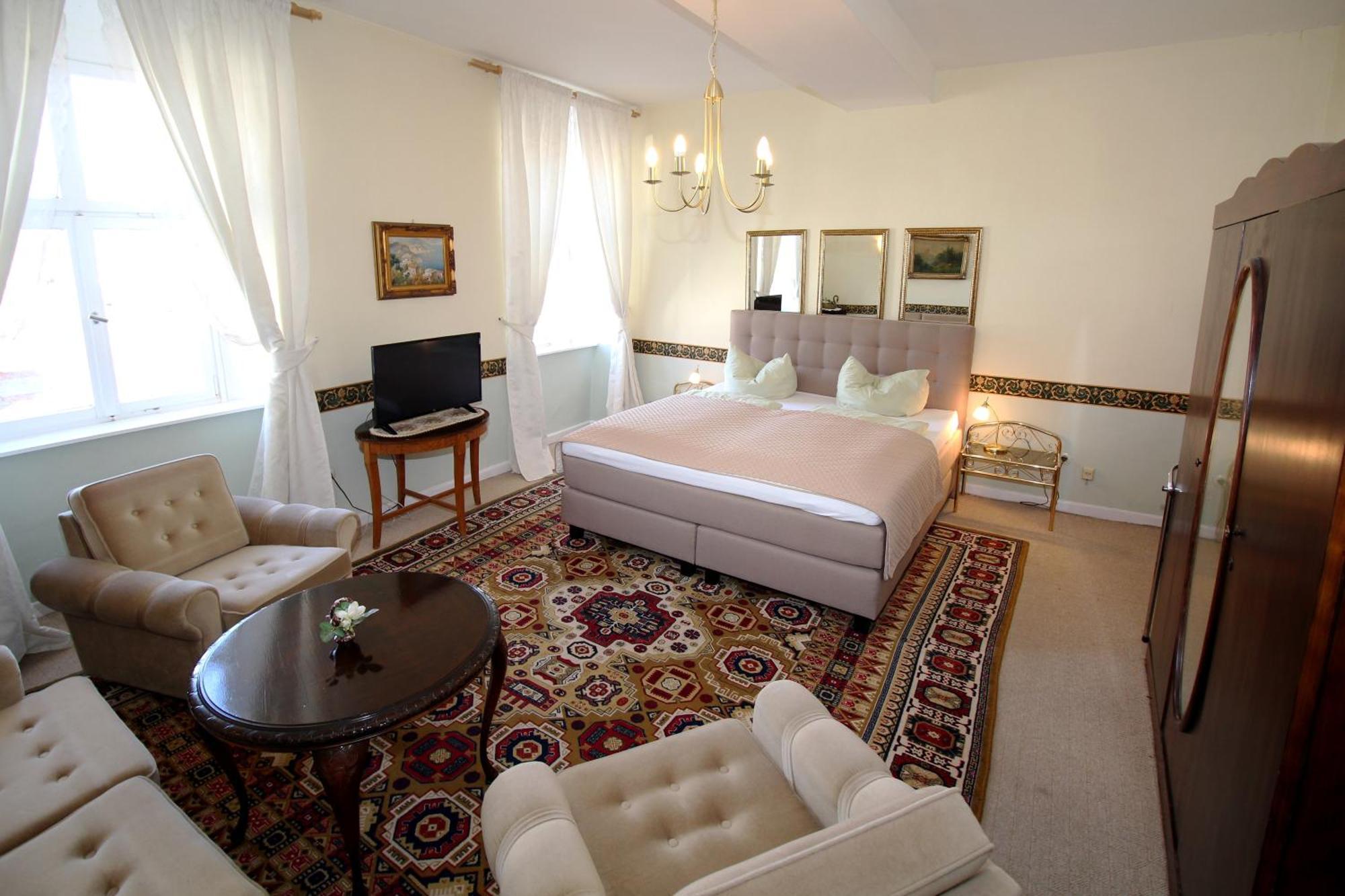 Historisches Hotel Zum Schwan Bad Karlshafen Kültér fotó