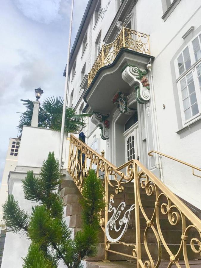 Historisches Hotel Zum Schwan Bad Karlshafen Kültér fotó