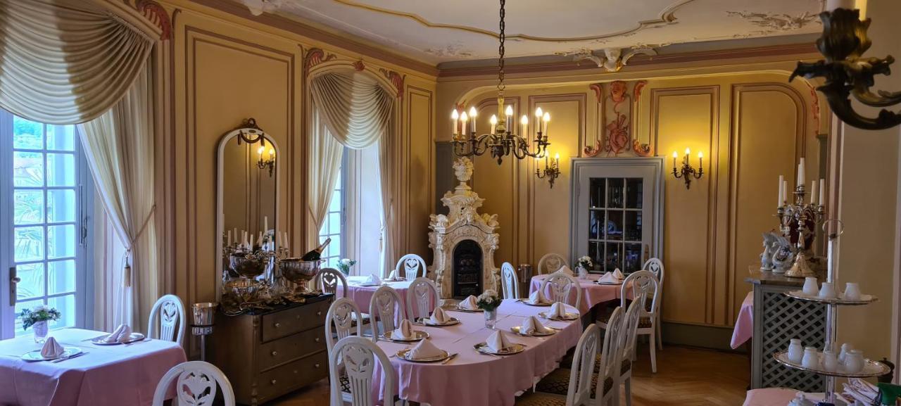 Historisches Hotel Zum Schwan Bad Karlshafen Kültér fotó