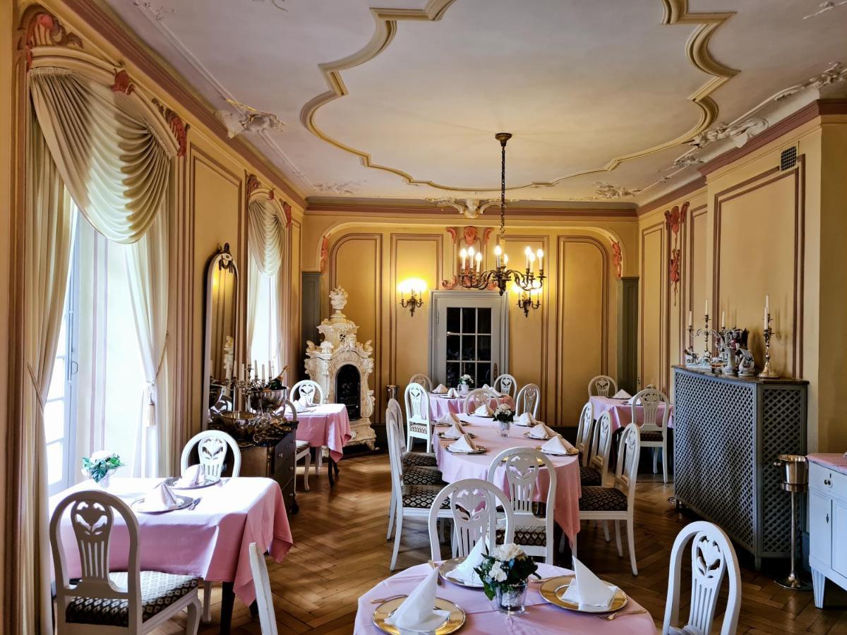 Historisches Hotel Zum Schwan Bad Karlshafen Kültér fotó