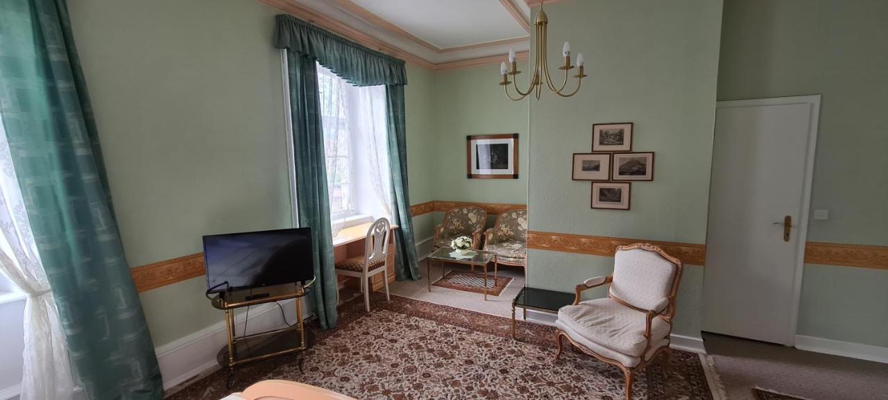 Historisches Hotel Zum Schwan Bad Karlshafen Kültér fotó